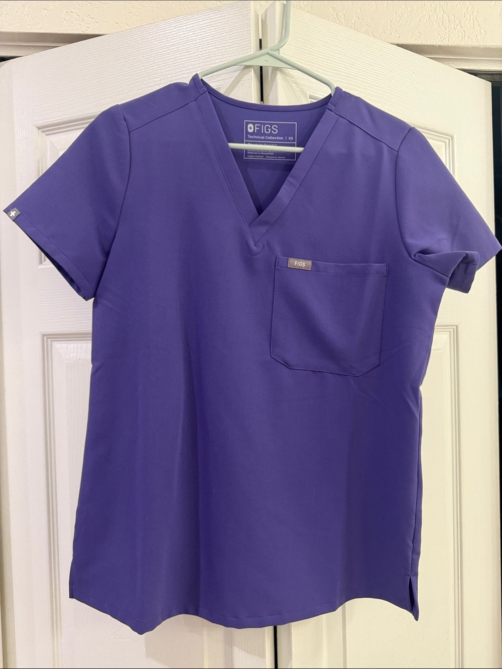 FIGS Women’s Purple Catarina V-Neck Scrub Top